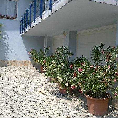 Laguna Apartmanhaz Хевиз Экстерьер фото